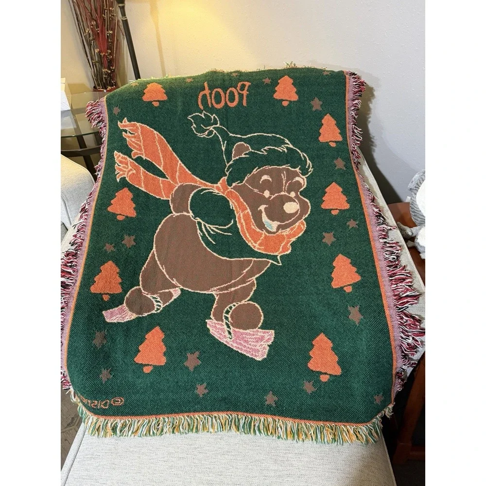 Vtg 90s Y2K Disney Winnie the Pooh Christmas Tapestry Throw Blanket 44x34